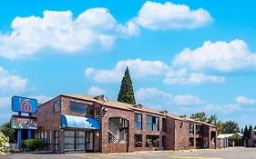 Motel 6-Canby, Or